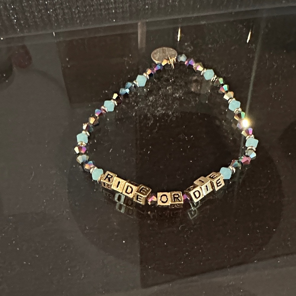 Vibrant Beaded Bracelet with Gold Accents
